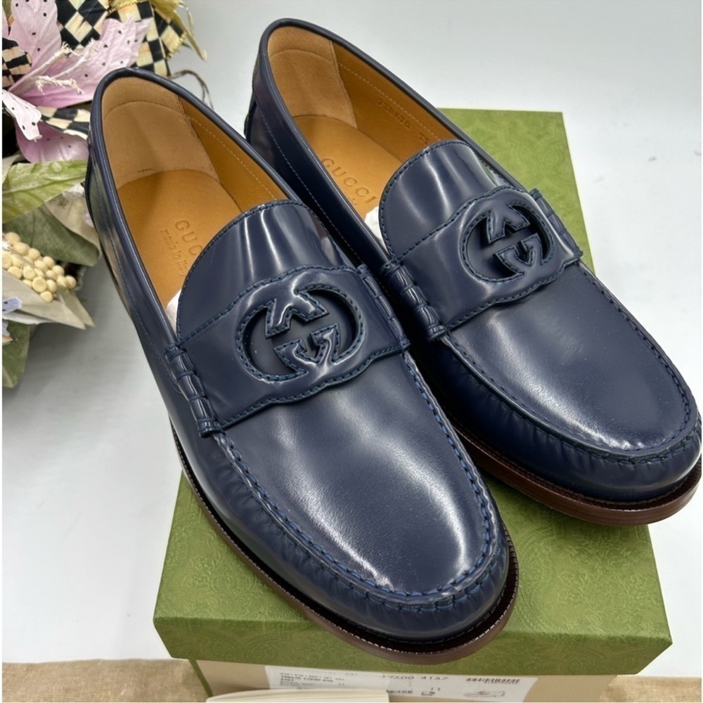 Men’s Gucci interlocking GG leather loafers size 11 made in Italy cobbler soles
